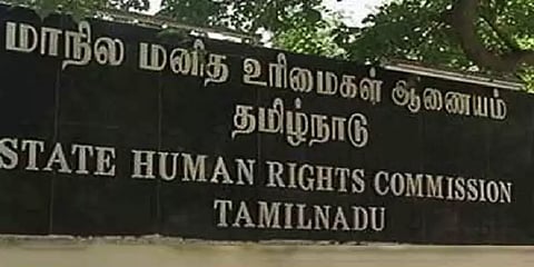 லஞ்சம் பெற்ற பிறகும் FIR பதிவு செய்யவில்லை என புகார் - ஆய்வாளருக்கு ரூ1 லட்சம் அபராதம்