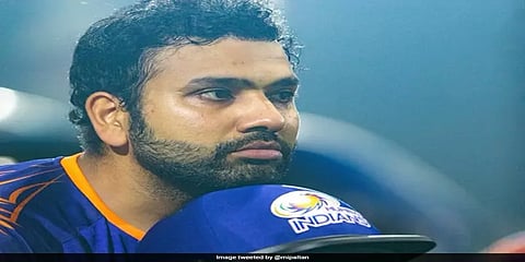 ஆமை வேக பந்துவீச்சு: மும்பை இந்தியன்ஸ் கேப்டன் ரோகித் சர்மாவுக்கு ரூ.12 லட்சம் அபராதம்!