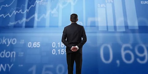 முழு முடக்கம்: பங்குச்சந்தையில் புதிய முதலீட்டாளர்கள்?