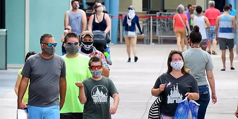 கொரோனா தடுப்பூசி முழுமையாக செலுத்தியவர்கள் மாஸ்க் அணியத் தேவையில்லை : அமெரிக்கா அறிவிப்பு