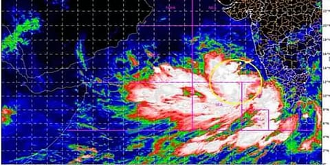 டவ்-தே புயலால் கேரளாவின் 8 மாவட்டங்களுக்கு ரெட் அலர்ட்: இந்திய வானிலை மையம்