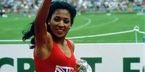 உலக சாதனைகளை அடுக்கிய சர்வதேச தடகள விளையாட்டின் ஜாம்பவான் வீராங்கனை