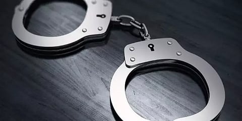 “100 நாள் வேலைக்கு செல்வோரின் வீட்டை குறிவைப்பேன்” - கொள்ளையனை அலேக்காக தூக்கிய போலீஸ்