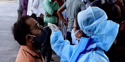 கேரளா: 3வது நாளாக 30 ஆயிரத்தை கடந்த கொரோனா