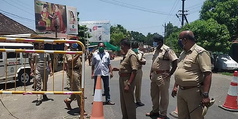 கேரள - குமரி எல்லையில் கொரோனா கண்காணிப்பில் பின்னடைவு: தொற்று பரவும் அபாயமென மக்கள் அச்சம்