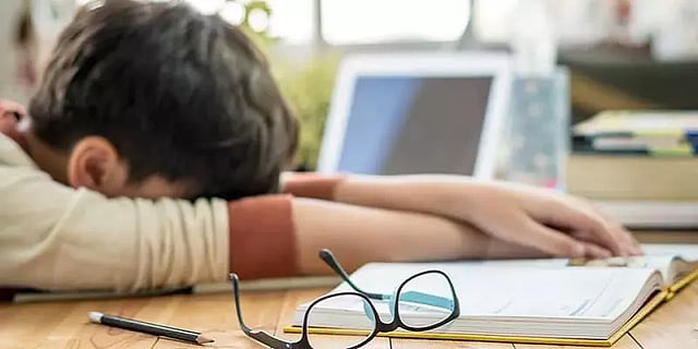 Long Term Steroid Use May Increase Risk of Vision Loss