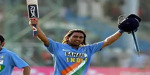 “யார் இந்த காட்டுப்பய.. என்னமா அடி வெளுக்குறான்” - ரசிகர்களை மிரள வைத்த தோனியின் 183*