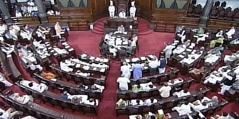 “விவாதங்கள் இல்லாமல் 3 வேளாண் சட்டங்களை ரத்து செய்தது ஏன்?”-எதிர்க்கட்சிகள் கடும் கண்டனம்!