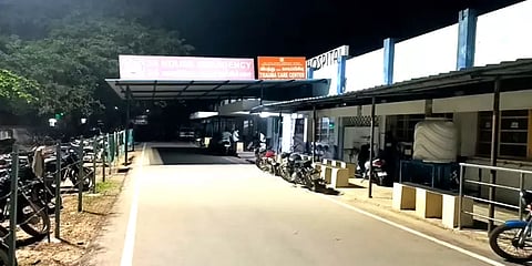 காஞ்சிபுரம்: கார்- வேன் நேருக்கு நேர் மோதி விபத்து; காரில் பயணித்த 3 பேர் உயிரிழப்பு