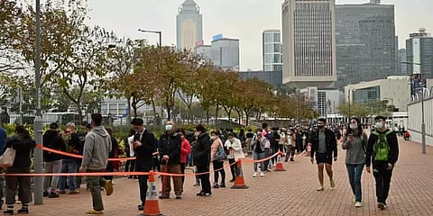 வேகமாக பரவி வரும் கொரோனா - புதிய முடிவை கையிலெடுத்த ஹாங்காங் அரசு