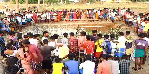 திருச்சி: குளிக்கும்போது கிணற்றில் தவறிவிழுந்த பள்ளி மாணவன் சடலமாக மீட்பு