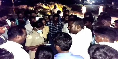 கள்ளக்குறிச்சி: சமையல் பாத்திரக்கடை உரிமையாளர் வீடு புகுந்து கொடூரமாக வெட்டிக் கொலை