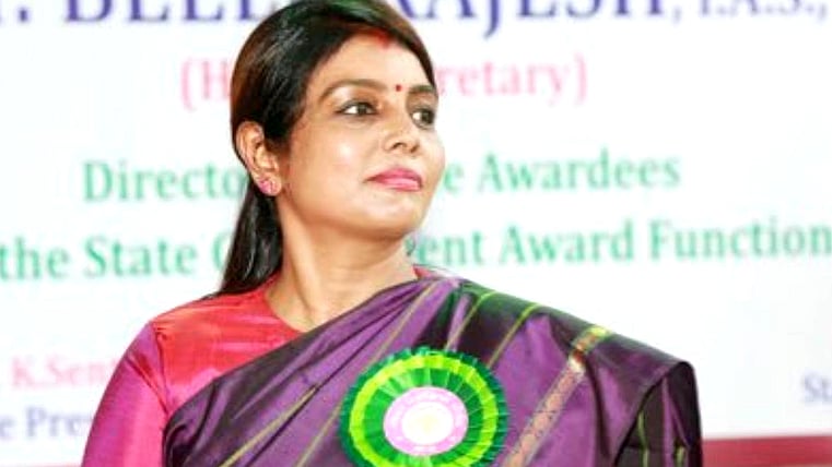 இனி ‘பீலா ராஜேஷ்’ அல்ல; ‘பீலா வெங்கடேசன்’ | Beela rajesh IAS changes ...
