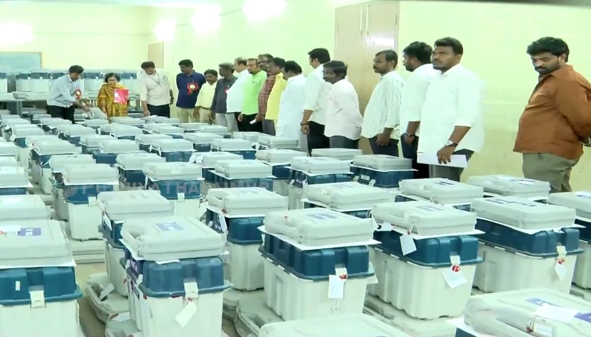 தமிழகம் முழுவதும் 62 வாக்கு எண்ணும் மையங்கள்.. மூன்றடுக்கு பாதுகாப்பு! ட்ரோன்கள் பறக்கத் தடை!