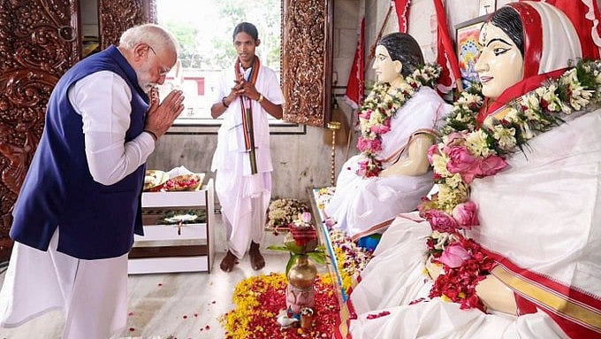 மேற்கு வங்கம் | ஏப்ரல் 29-ல் 2 ஆம் கட்ட வாக்குப்பதிவு.. காளி கோயிலில் பிரதமர் மோடி வழிபாடு!