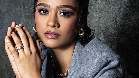 காயத்ரி சங்கர்