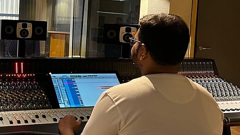 Ghibran during musical score of film of Legend Saravan 