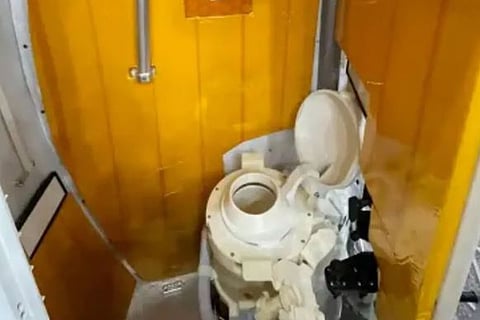  Artemis II toilet 