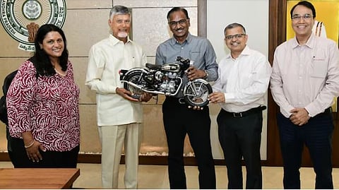 eicher motors md with andhra chief minister 