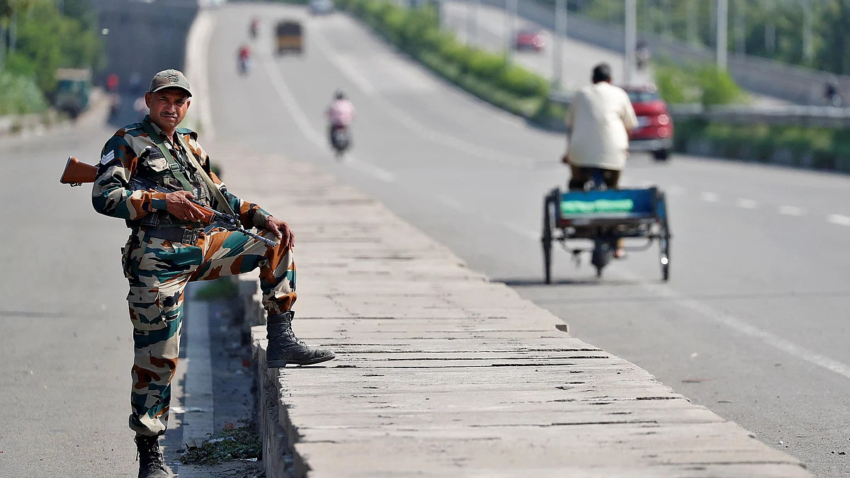 تصویر یو این آئی (پنچکولہ)