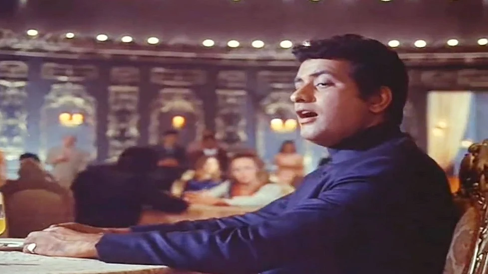 فلم ’پورب اور پچھم‘ سے منوج کمار کی ایک تصویر