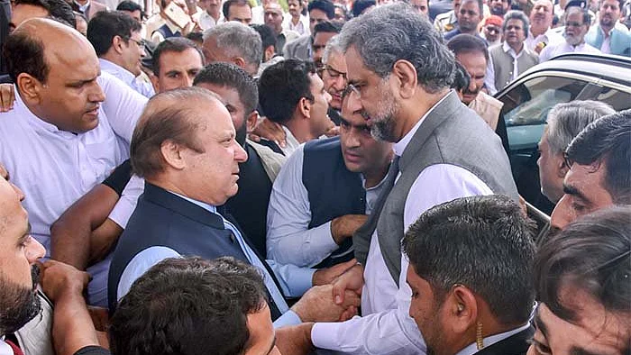 تصویر۔ نواز شریف اور شاہد خاقان عباسی