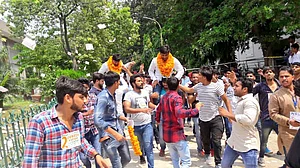 ڈوسو انتخابات: این ایس یو آئی کا دو سیٹوں پر قبضہ