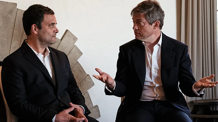 کانگریس کے نائب صدر راہل گاندھی امریکہ دورہ کے دوران نکولس برگ گروین کو انٹرویو دیتے ہوئے