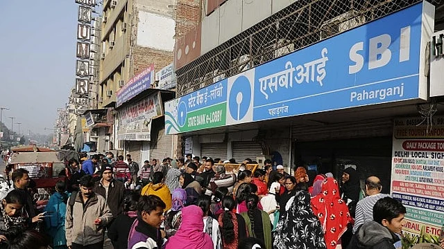 

















مودی کی شبیہ بنانے کے چکر میں ملک کا نقصان