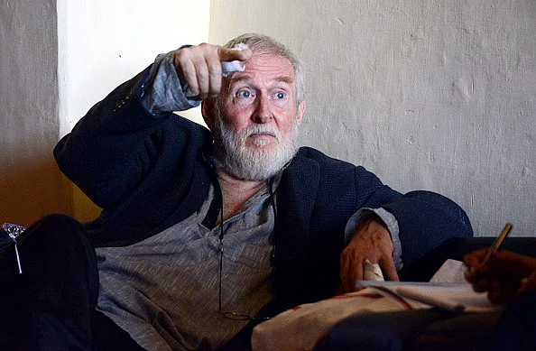 

















اردو زبان کی تاریخ اور ٹام آلٹر