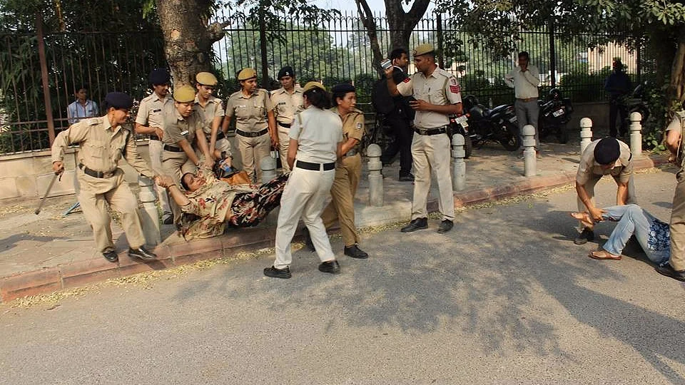 تصویر سوشل میڈیا