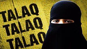 طلاق ثلاثہ بل کو مودی کابینہ سے منظوری، پرسنل لا بورڈ کا اجلاس طلب