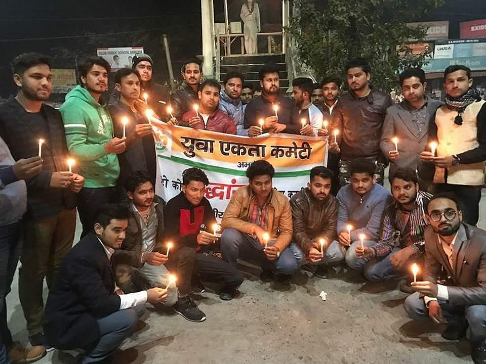 فریب کرنے والوں سے دستور ہند کو خطرہ  