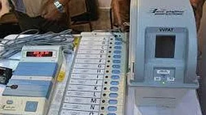 وی وی پیٹ کےغیرجانبدارانہ آڈٹ کی ضرورت، کیا انتخابی کمیشن یہ قدم اٹھائےگا؟