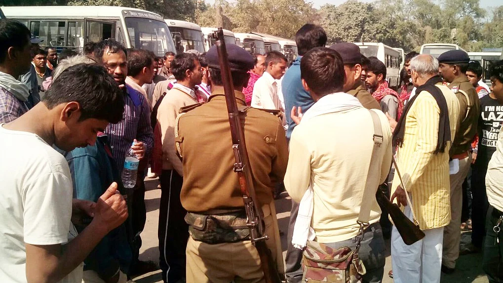 تصویر قومی آواز