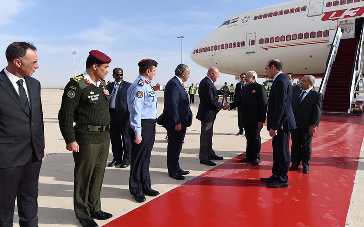 وزیر اعظم نریندر مودی اردن کے دورے پر