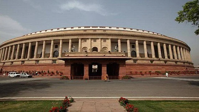 کیا آئندہ لوک سبھا انتخابات تک پارلیمنٹ ایسے ہی ملتوی ہوتی رہے گی؟