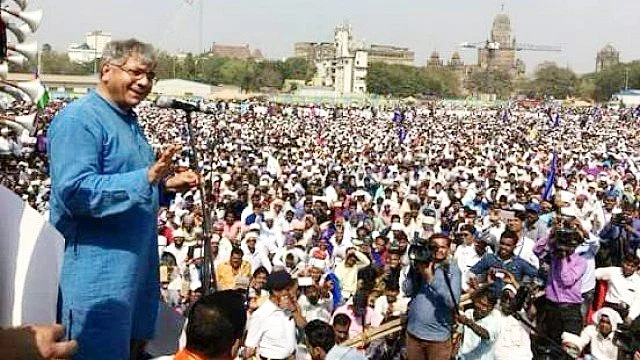 تصویر سوشل میڈیا