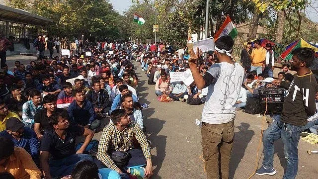 تصویر سوشل میڈیا