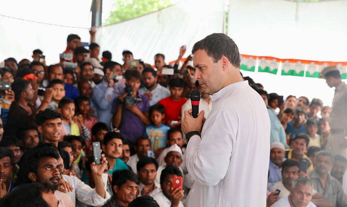راہل گاندھی امیٹھی دورہ پر، نوجوانوں اور کسانوں سے کی ملاقات
