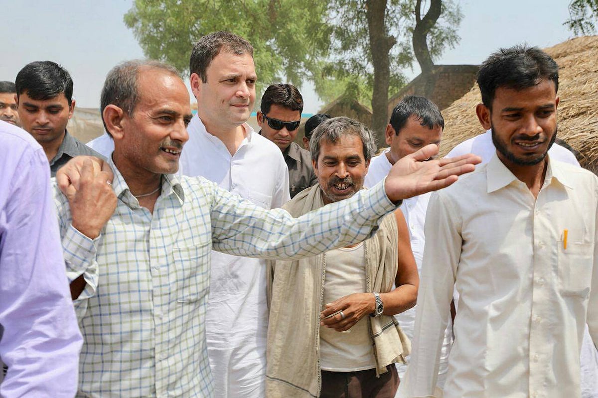 راہل گاندھی امیٹھی دورہ پر، نوجوانوں اور کسانوں سے کی ملاقات