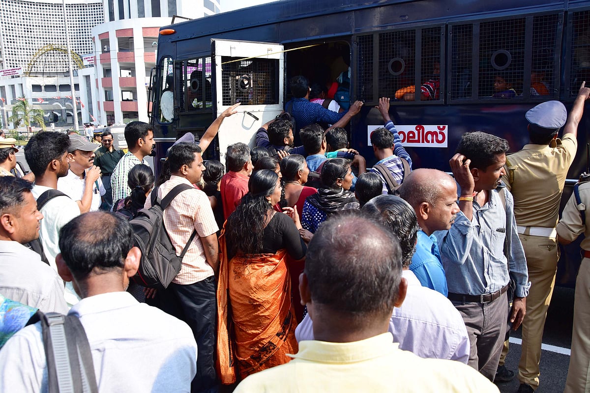 دلت احتجاج: راجستھان میں دو دلت رہنماؤں کے گھر نذر آتش