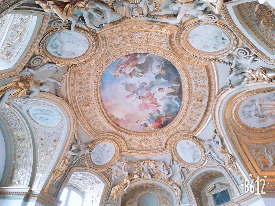 سفر نامہ...پیرس کچھ جدا تو ہے