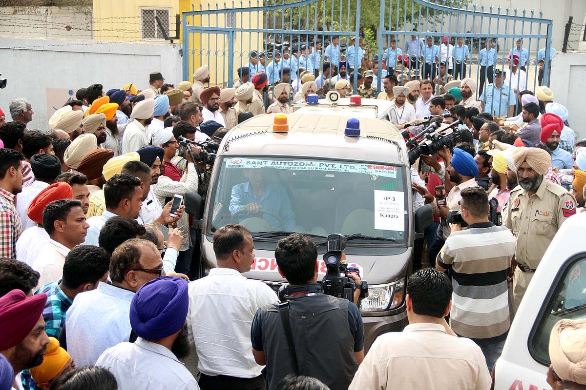 دلت احتجاج: راجستھان میں دو دلت رہنماؤں کے گھر نذر آتش