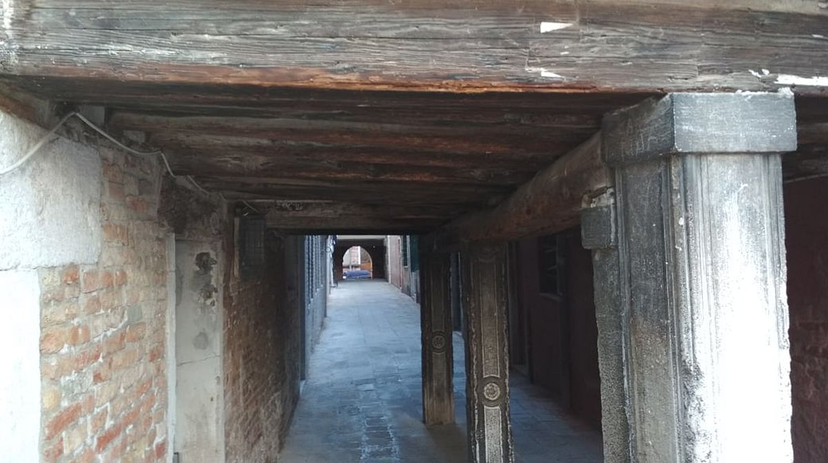 سفر نامہ: پانی میں تیرتا سیاحوں کا شہر وینس