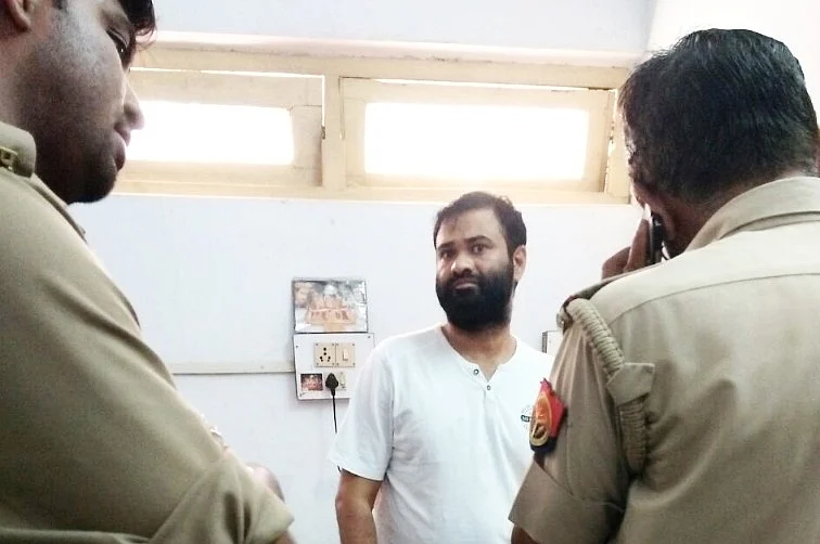 آکسیجن کی کمی انتظامیہ کی ناکامی تھی، مجھے بلاوجہ پھنسایا گیا: ڈاکٹر کفیل