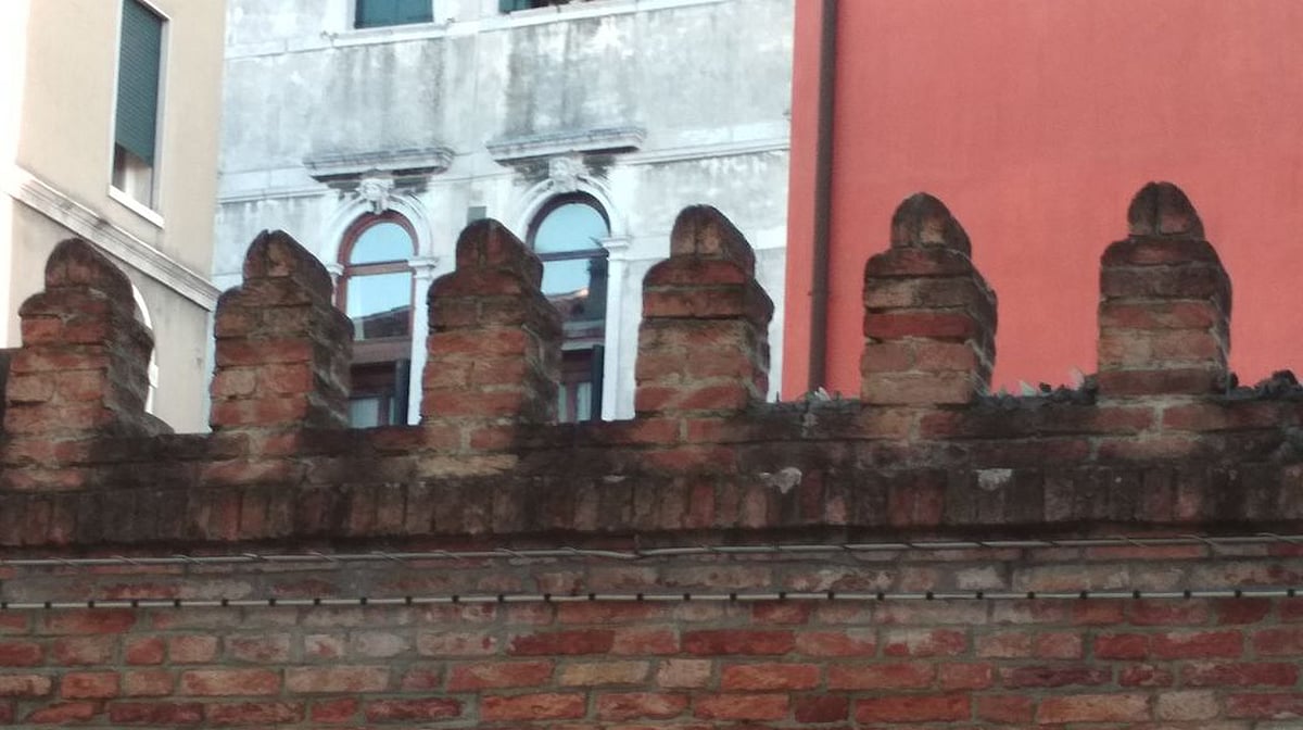 سفر نامہ: پانی میں تیرتا سیاحوں کا شہر وینس