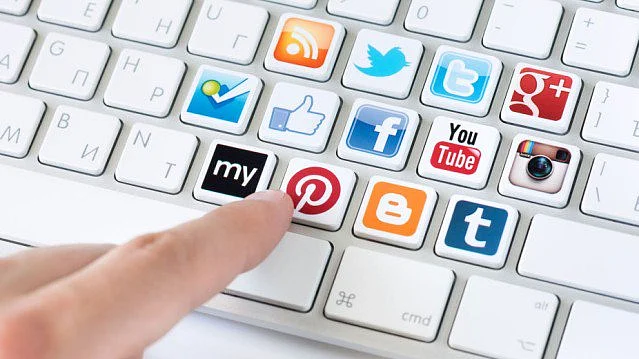 تصویر سوشل میڈیا