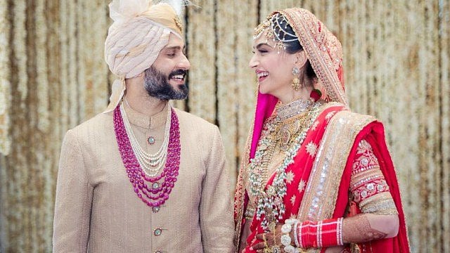 سونم کپور اور آنند آہوجہ کی شادی میں شریک ہوئیں کئی فلمی ہستیاں