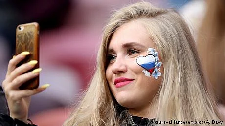 روسی خواتین جس کے ساتھ چاہیں سوئیں، کریملن